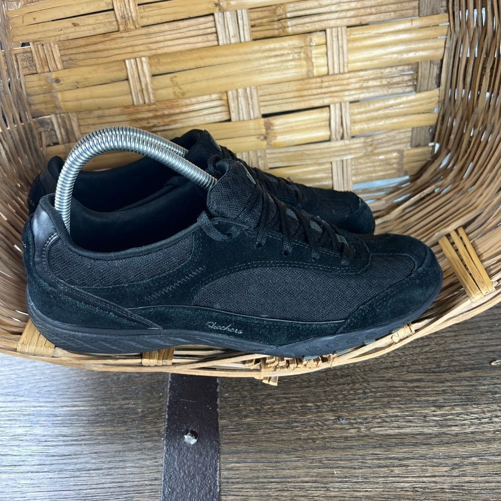 Skechers Leather Relaxed Fit Memory Foam Air Cooled‎ Black Women's Shoe Size 10